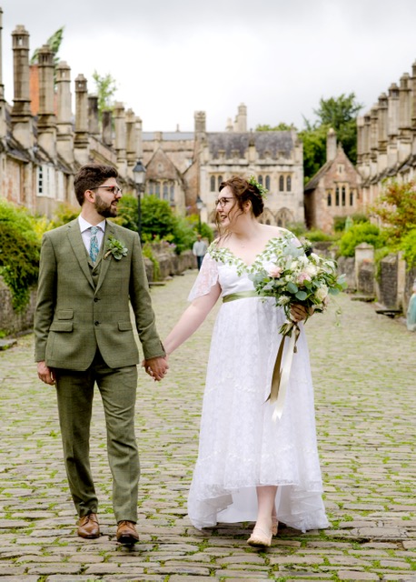 Read bride Lorna in her vintage wedding dress by Ashwell & Co