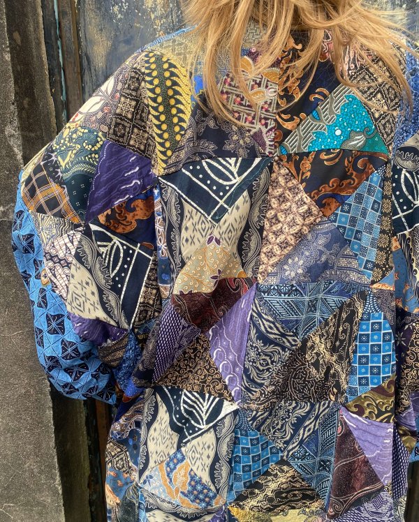 Eye-catching 1970s Blue Patchwork Robe - Image 3