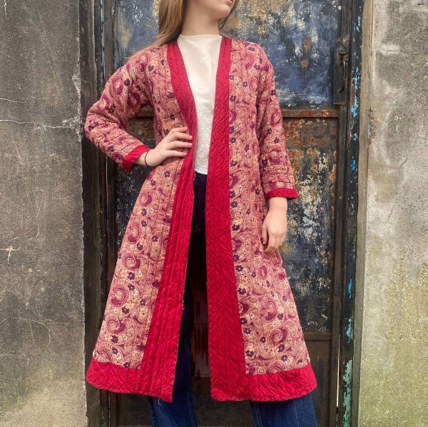 Paisley quilted robe