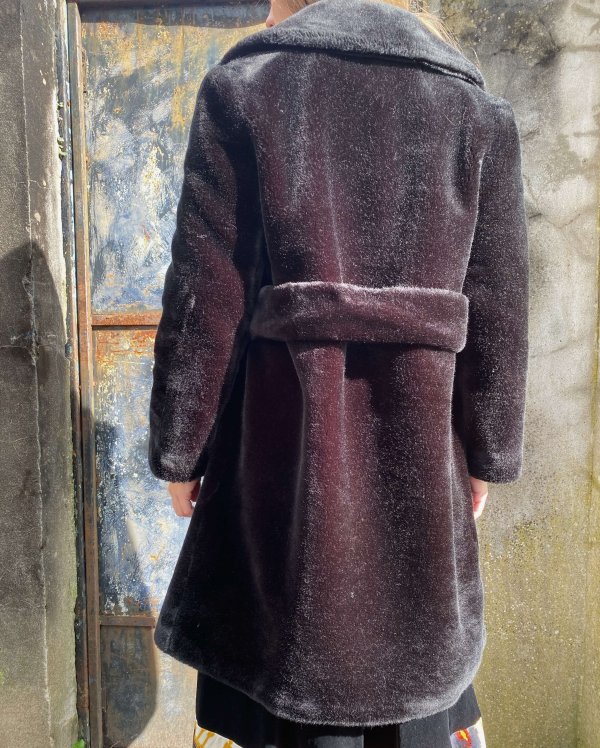 Stunning 1970s Black Faux Fur Coat - Image 3