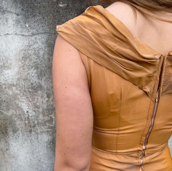 Sensational 1950s Bronze Beaded Ballgown - Image 3