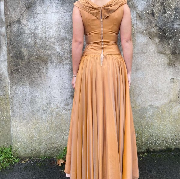 Sensational 1950s Bronze Beaded Ballgown - Image 2