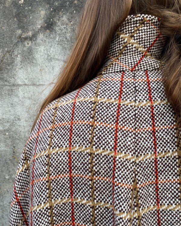 Chic 1960s Alexon Tweed Cape - Image 4