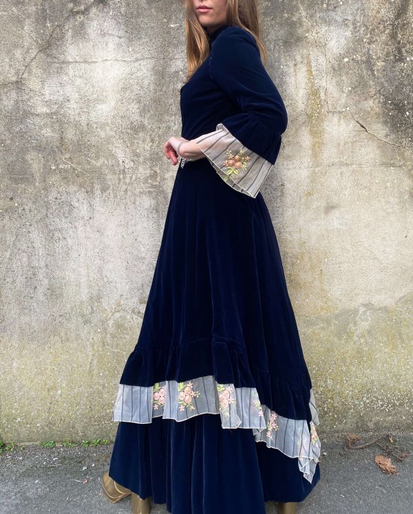Bohemian 1970s Troubador Navy Velvet Dress - Image 2